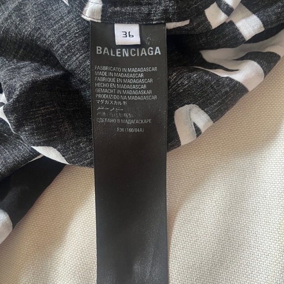 Balenciaga Black/White Script Set - Picture 8 of 16